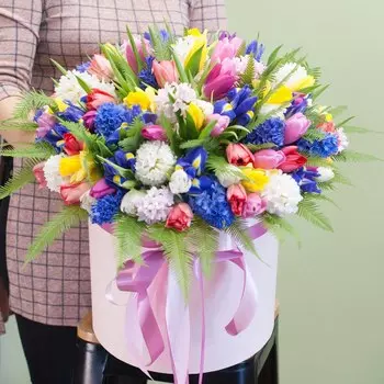 Краски весны