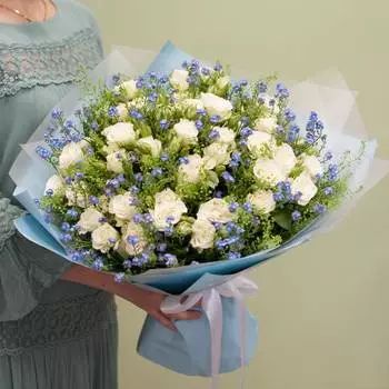 Незабудки и розы