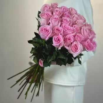 Роза Эквадор Розовая (60 см)