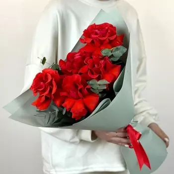 Средний букет из розы Нина