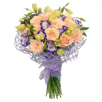 Закат в Сен Тропе: Лизиантус и розы