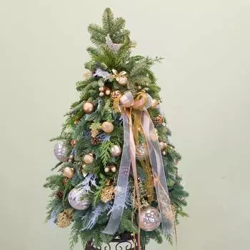 Золотистая красавица