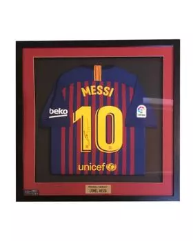 Футболка ФК «Барселона» с автографом Лионеля Месси