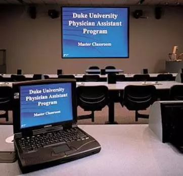 Проекционный экран_Clarion NTSC (3:4) 213/84 127х170 HDG