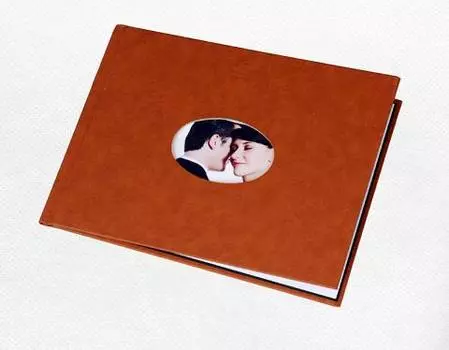 Unibind альбомная 5 мм, песочный корпус с окном №5