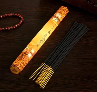 Благовония "Богатый дом", 20 палочек в упаковке, шестигранник