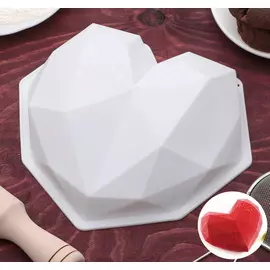 Форма для муссовых десертов и выпечки в форме геометрического сердце 21,520 см Белый