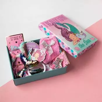 Набор подарочный "I love the sea" носки и аксессуары