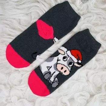 Носки новогодние с Бычком в колпаке серые-малиновые