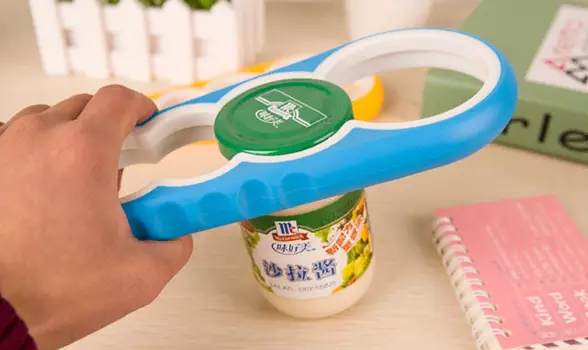 Открывалка для банок и бутылок 4 в 1