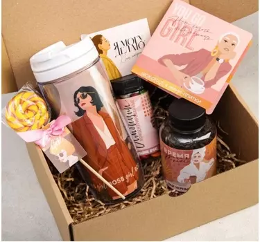 Подарочный набор Boss lady, чай 50 г, термостакан с чаем 20 г, драже шоколадное 80 г, шоколад 4 шт. * 5 г