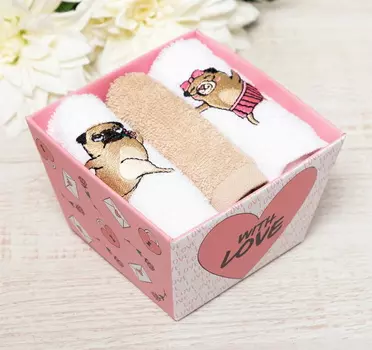 Подарочный набор полотенец с вышивкой 3 штуки "Мопсики" 30х30 см, в коробке