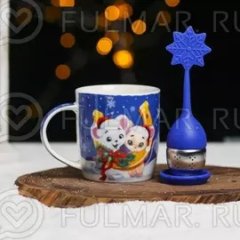 Подарочный набор: синяя кружка с Мышатами и ситечко для чая "Удача" цвет: Синий