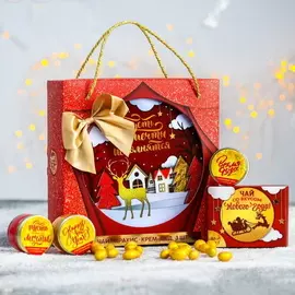 Подарочный набор «Все мечты»: чай чёрный 20 г, крем-мёд со вкусами: апельсин, хлопок, клубника, 3 шт. х 30 г, арахис в шоколадной глазури 100 г