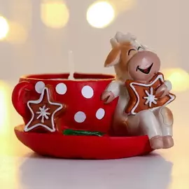 Подсвечник со свечой «Коровка у чашки» красный в горошек