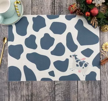 Салфетка на стол "Корова" 40х29 см цвет: белый-серый символ 2021 года Бык Корова