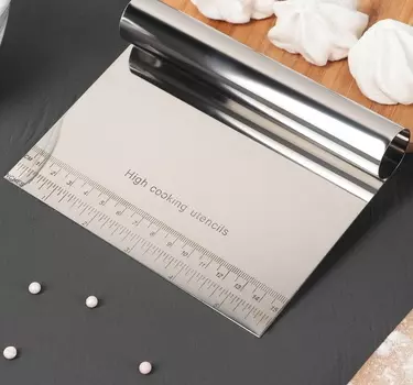 Шпатель кондитерский с размерной линейкой, 15*11,5 см