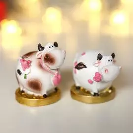 Сувенир "Коровка Любава на монете" 5,2 см, 1 штука