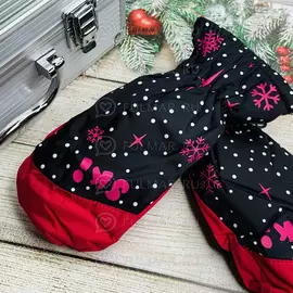 Варежки детские непромокаемые для девочки Чёрные-Красные со снежинками