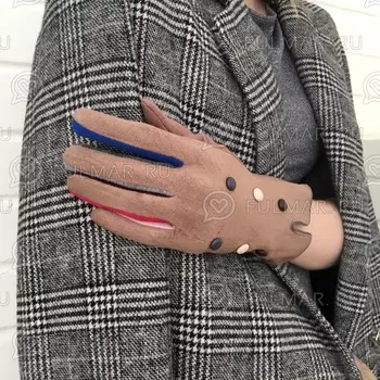 Женские перчатки с цветными пуговицами Коричневые