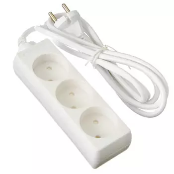 ЕРМАК Удлинитель 3 гнезда, 2х1,0 мм2, 2м