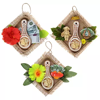 Оберег "Панно с керамической ложкой", 14х14, мешковина джутовая,керамика, 3 дизайна