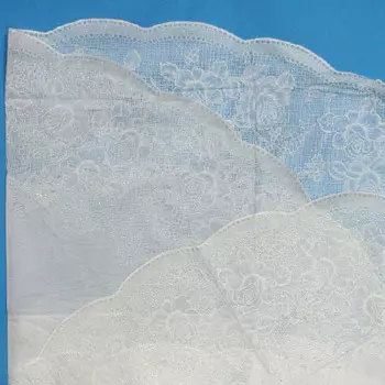 Скатерть на стол ажурная d.135 см VETTA, белая, ПВХ