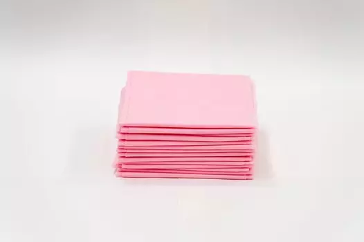 ЧИСТОВЬЕ Простыня SMS 200 х 80 см розовый Стандарт 20 шт/уп