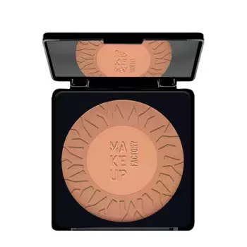 MAKE UP FACTORY Пудра-бронзер сияющая с минералами, тон 05 естественный сияющий / Mineral Glow Bronzer 8,5 гр