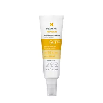 SESDERMA Средство солнцезащитное сверхлегкое для лица SPF50 / REPASKIN INVISIBLE LIGHT TEXTURE Facial sunscreen 50 мл