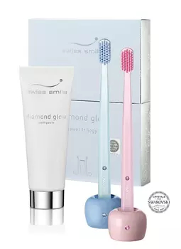 SWISS SMILE Набор подарочный (паста зубная 75 мл, щетка зубная 2 шт, подставка для щетки 2 шт) Diamond Glow Trilogy