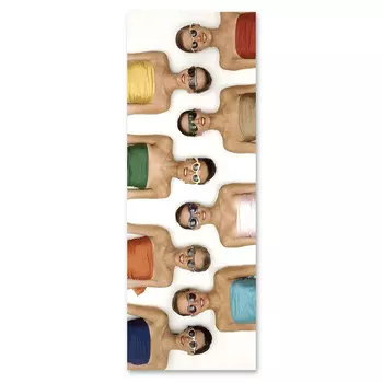 A Row Of Models In Sunglasses Постер 56 x 152 см