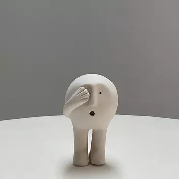 Aiming Скульптура