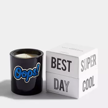 Anya Smells Chewing Gum Свеча