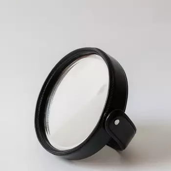 Brennan Black Зеркало