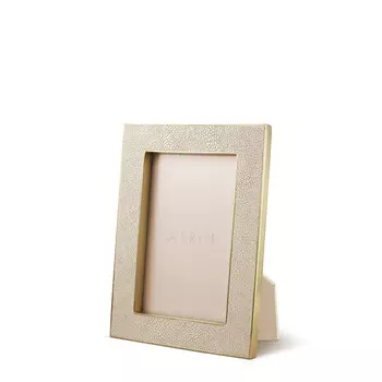 Classic Shagreen Wheat Рамка для фото 10х15
