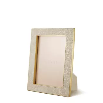 Classic Shagreen Wheat Рамка для фото 13х18