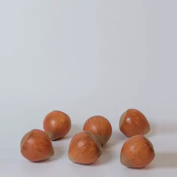 Hazelnuts Скульптура S 6 шт.