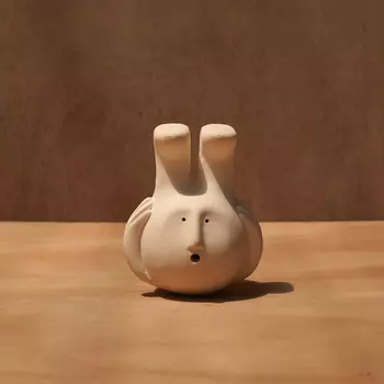 Head Over Heels #1 Скульптура