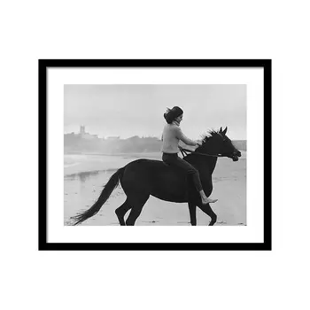 Minnie Cushing Riding A Horse Постер