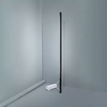 Model 1063 Напольная лампа