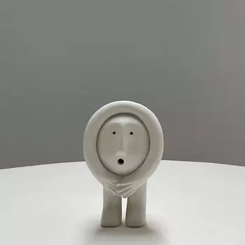 Safe Guarding Скульптура