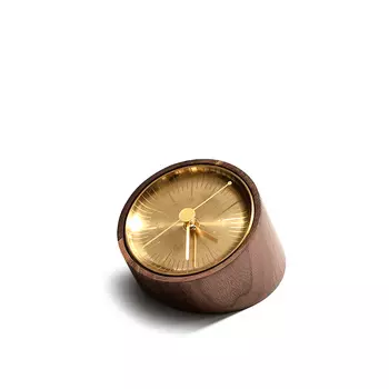 Timeless C Walnut Часы