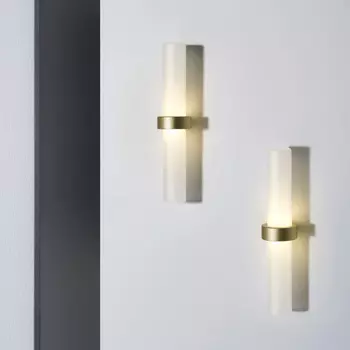 Typography W Staff Настенный светильник