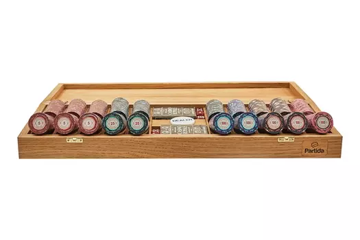 Набор для покера Casino Royale на 500 фишек в дубовом кейсе