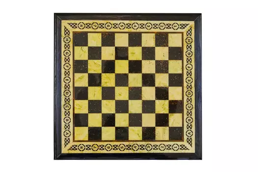 Шахматный ларец из янтаря с выдвижными ящиками (дуб) 50*50