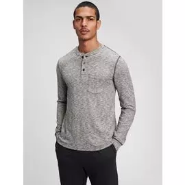 Футболка с длинными рукавами