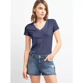 Футболка с V-образным вырезом в винтажном стиле