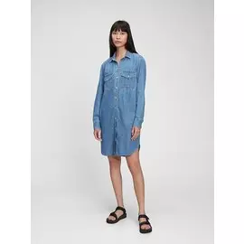 Платье с накладными карманами