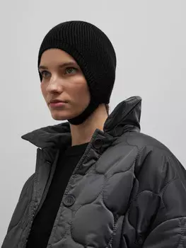 Капор вязаный